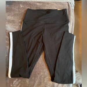 PINK size medium. High waist, full length leggings. NWT